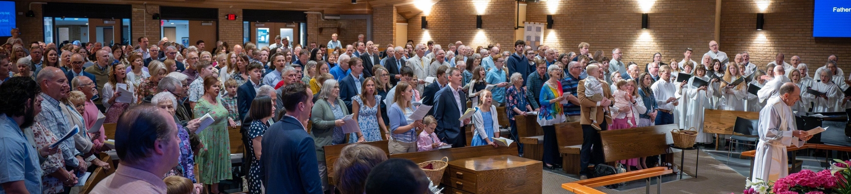 The congregation worshipping in Cross View's church sanctuary on Easter Sunday.
